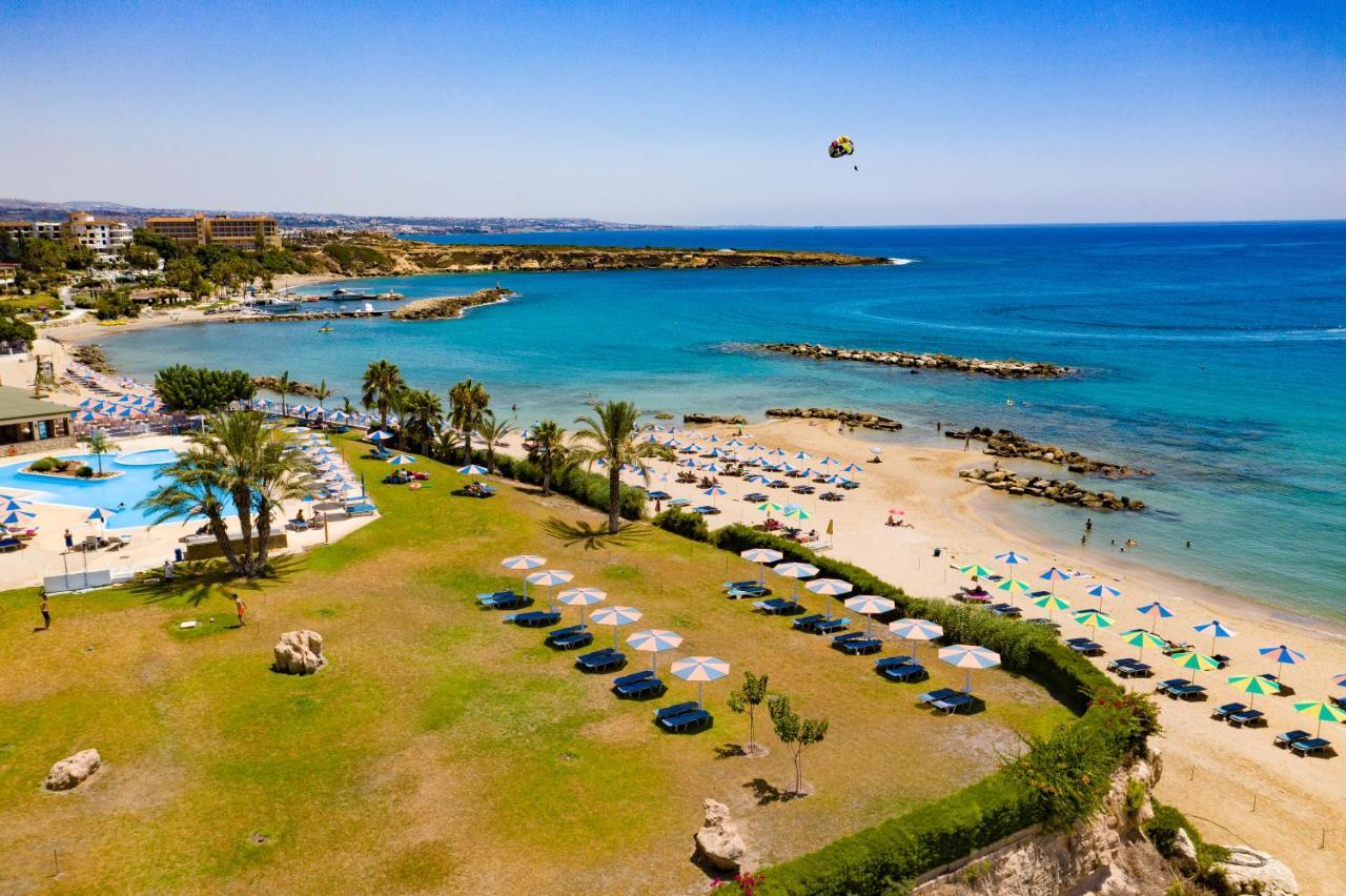 Corallia Beach Hotel Apartments Coral Bay Bagian luar foto
