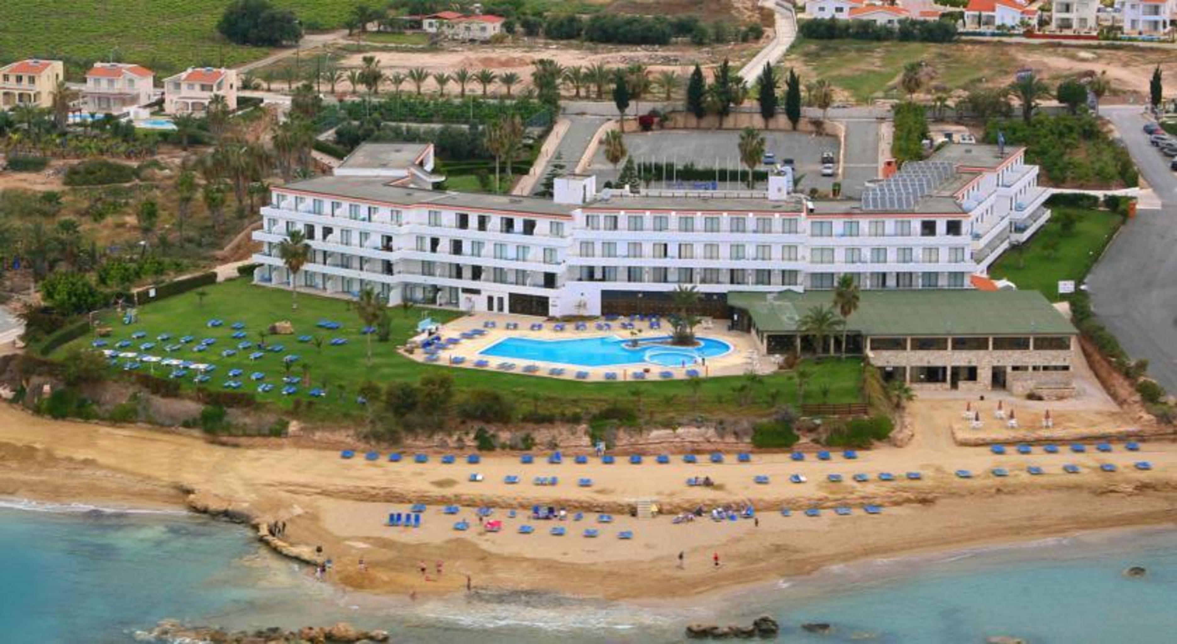Corallia Beach Hotel Apartments Coral Bay Bagian luar foto