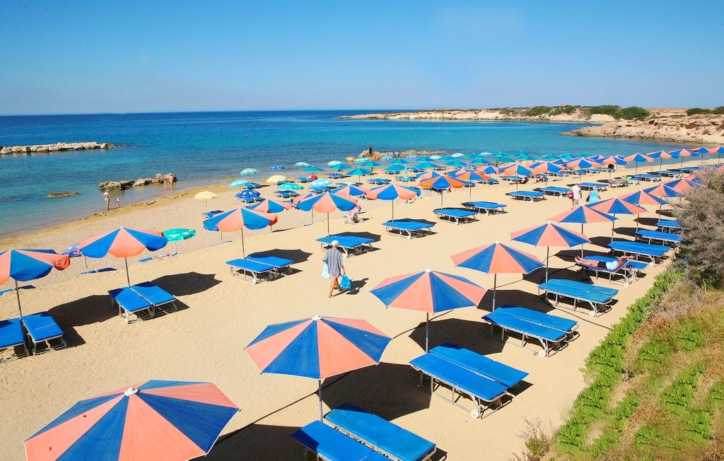 Corallia Beach Hotel Apartments Coral Bay Bagian luar foto